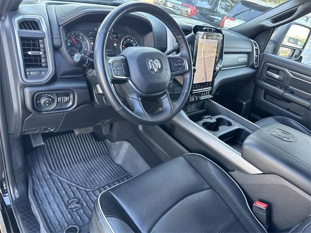 2024 RAM 3500 Laramie Crew Cab 4x4 8' Box