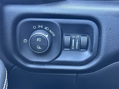 2024 RAM 3500 Laramie Crew Cab 4x4 8' Box