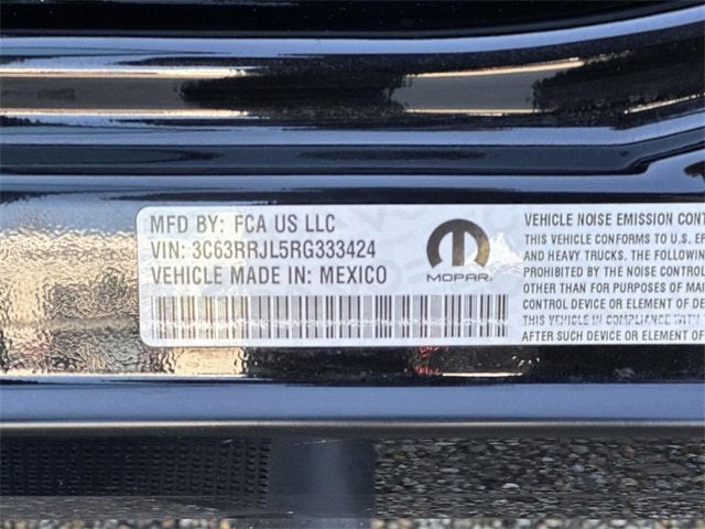 2024 RAM 3500 Laramie Crew Cab 4x4 8' Box