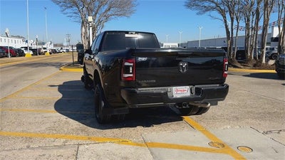 2024 RAM 3500 Laramie Crew Cab 4x4 8' Box