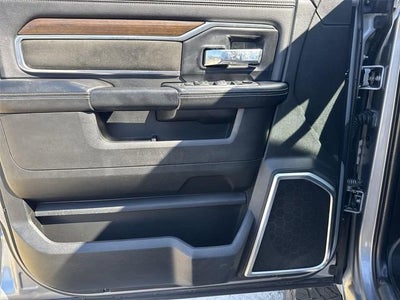 2022 RAM 2500 Laramie Crew Cab 4x4 6'4" Box