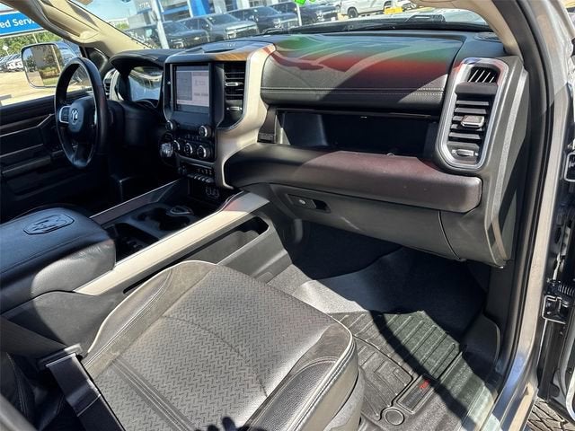 2022 RAM 2500 Laramie Crew Cab 4x4 6'4" Box