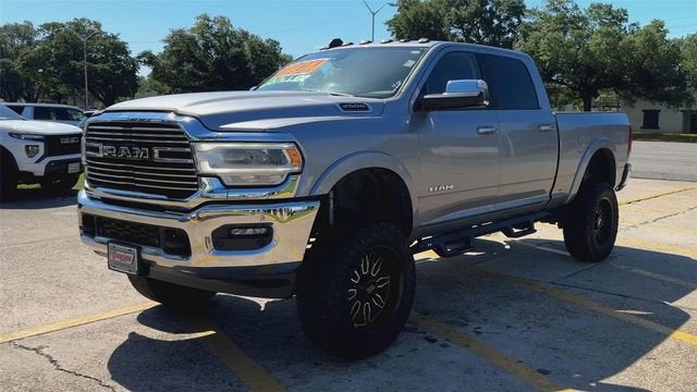 2022 RAM 2500 Laramie Crew Cab 4x4 6'4" Box