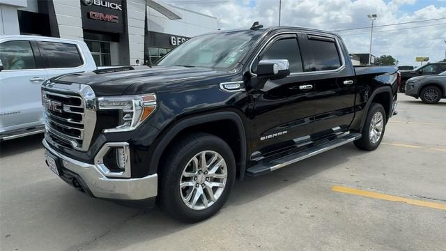2021 GMC Sierra 1500 SLT