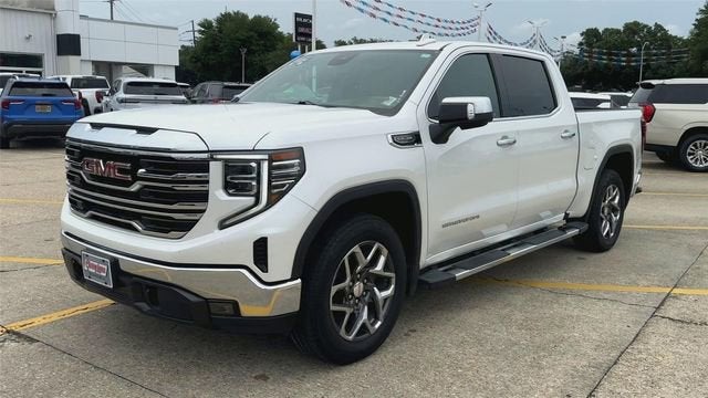2024 GMC Sierra 1500 SLT