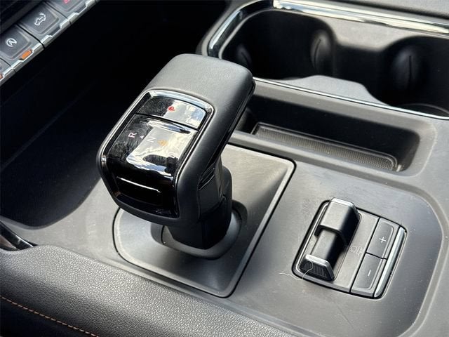 2025 GMC Sierra 1500 AT4 - Photo 16