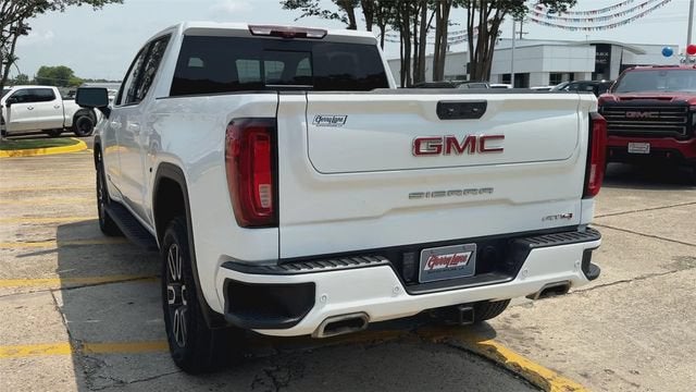 2025 GMC Sierra 1500 AT4