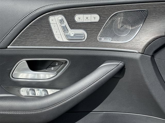 2025 Mercedes-Benz GLS 450 4MATIC®