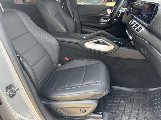 2025 Mercedes-Benz GLS 450 4MATIC®