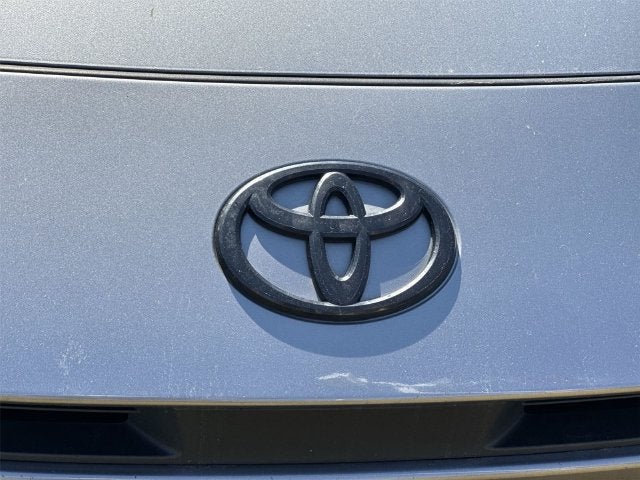 2025 Toyota Camry SE - Photo 31