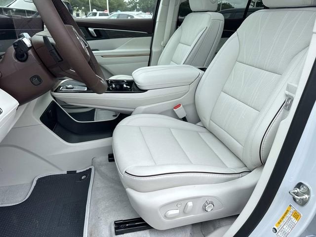 2026 Buick Enclave Avenir - Photo 10