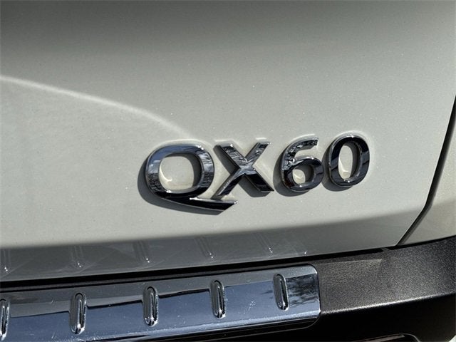 2025 INFINITI QX60 LUXE