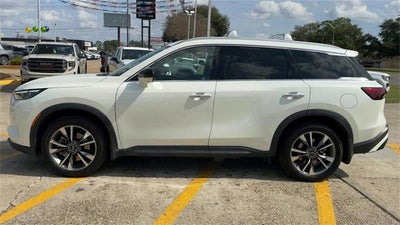 2025 INFINITI QX60 LUXE
