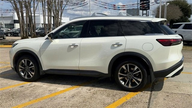 2025 INFINITI QX60 LUXE