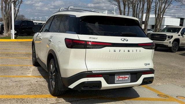 2025 INFINITI QX60 LUXE