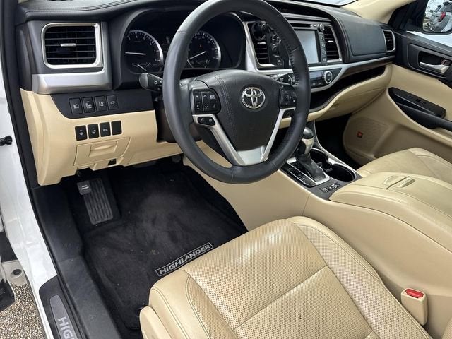 2016 Toyota Highlander Limited Platinum V6