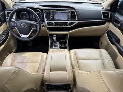 2016 Toyota Highlander Limited Platinum V6