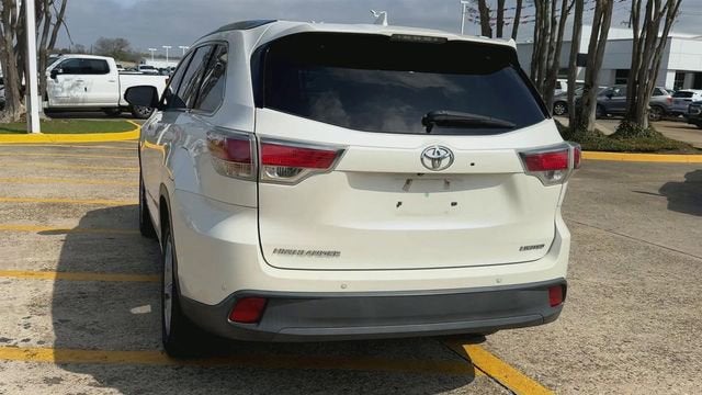 2016 Toyota Highlander Limited Platinum V6