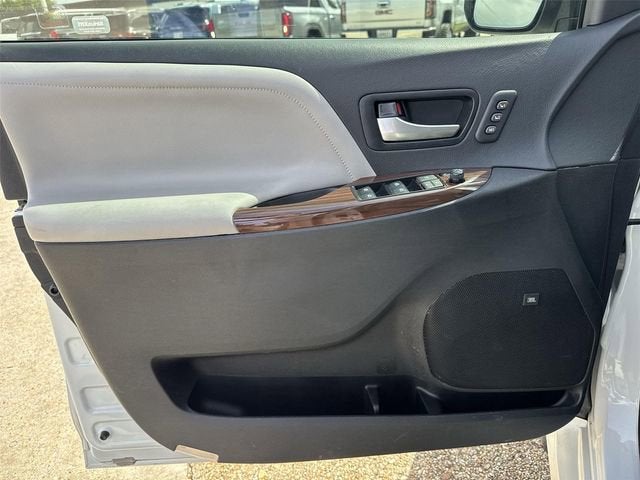 2020 Toyota Sienna Limited