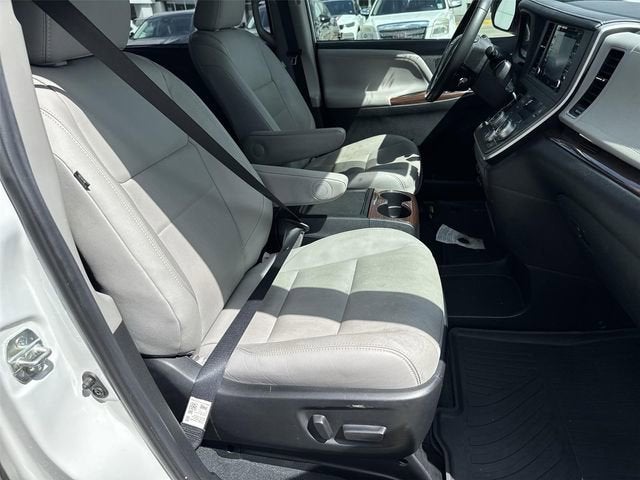 2020 Toyota Sienna Limited