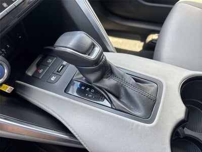 2022 Toyota Venza LE