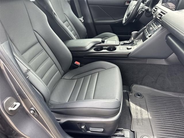 2022 Lexus IS 350 F SPORT