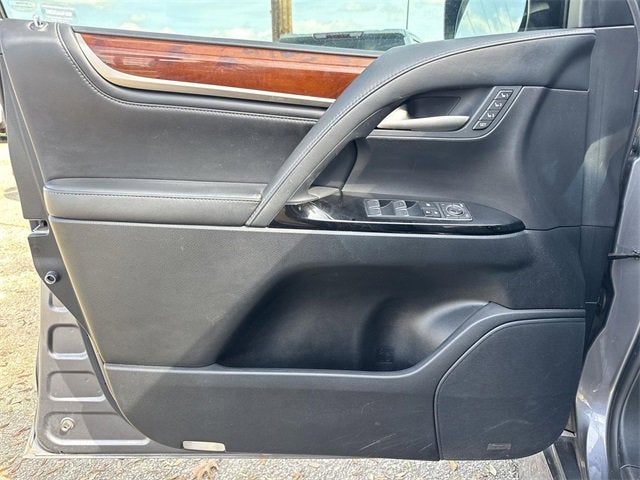 2019 Lexus LX 570 Three-Row