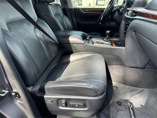 2019 Lexus LX 570 Three-Row