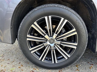 2019 Lexus LX 570 Three-Row