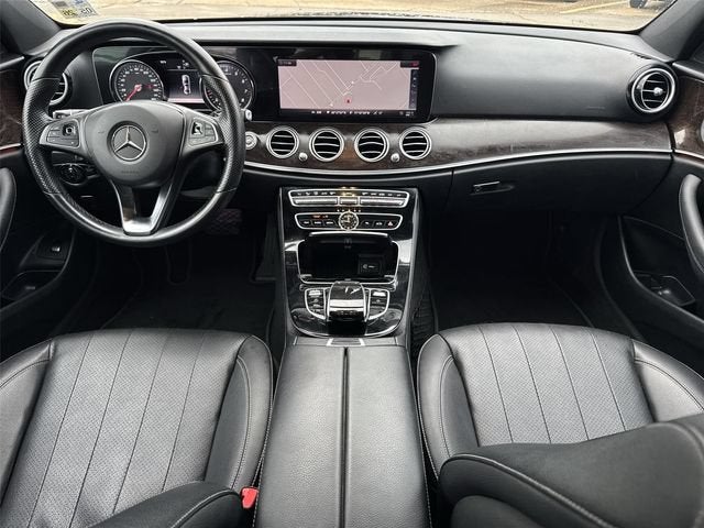 2018 Mercedes-Benz E 300 E 300