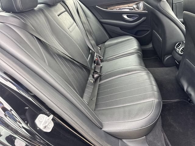 2018 Mercedes-Benz E 300 E 300