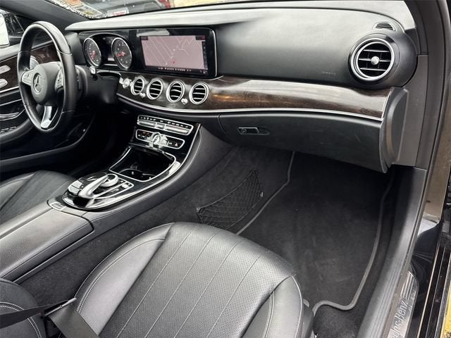 2018 Mercedes-Benz E-Class E300 - Photo 30