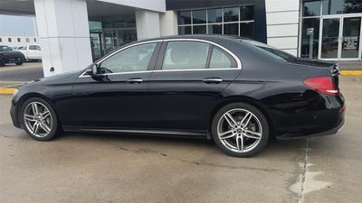 2018 Mercedes-Benz E 300 E 300